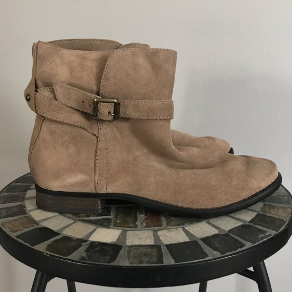 NEW Sam Edelman "Malone" Suede Ankle Boots in Beige, size 9M - Picture 2 of 9
